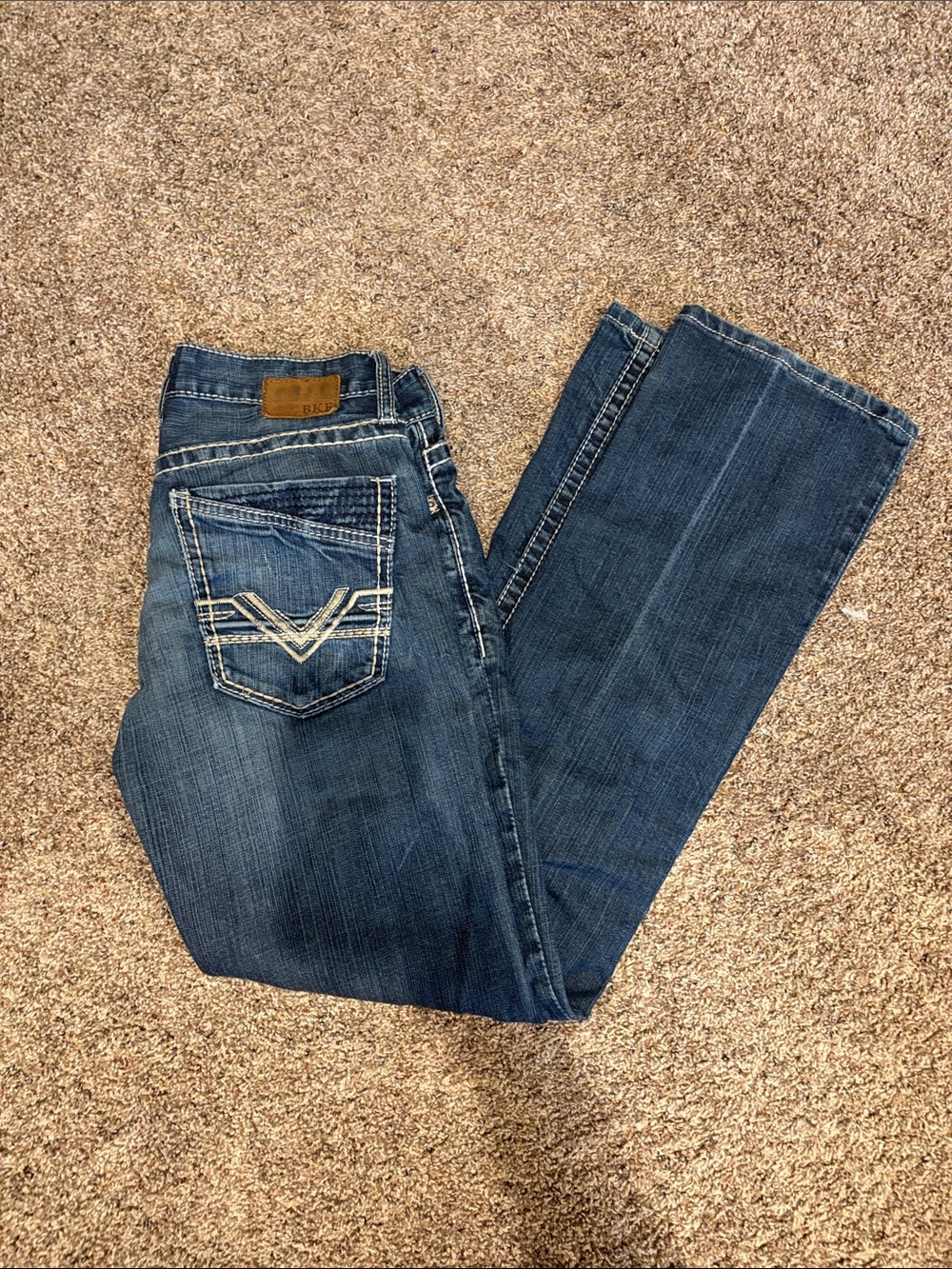 BKE Women’s Dark Wash Bootcut Jeans with Embroidered Pocket